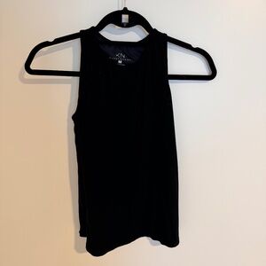 Klassy Black Fitted Tank Shelf Bra M